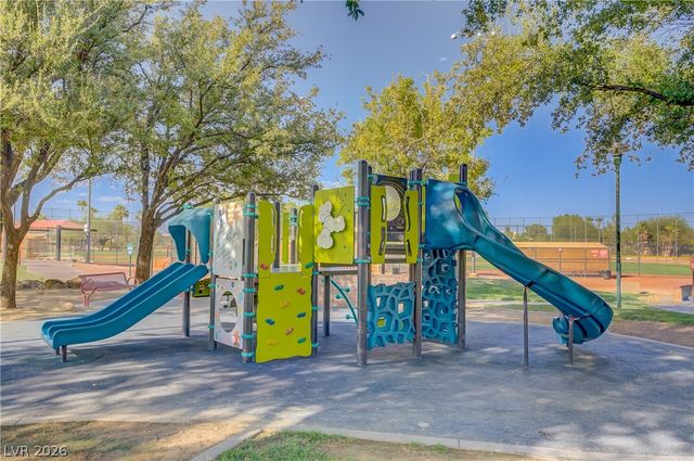 1012 Domnus Lane 102, Las Vegas, NV 89144