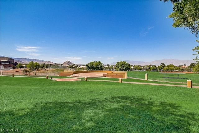 1012 Domnus Lane 102, Las Vegas, NV 89144