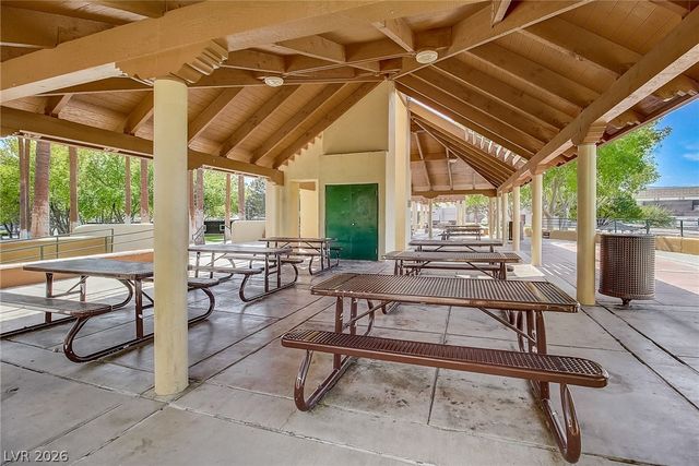 1012 Domnus Lane 102, Las Vegas, NV 89144