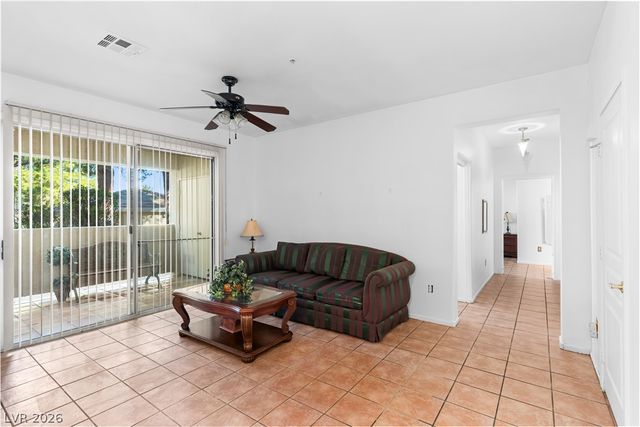 1012 Domnus Lane 102, Las Vegas, NV 89144