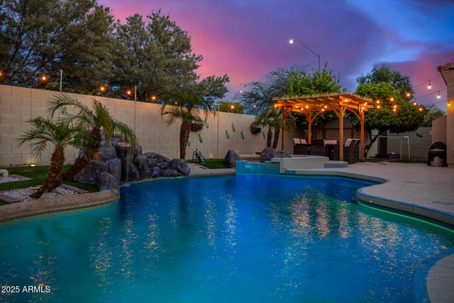 963 N 163RD Drive, Goodyear, AZ 85338