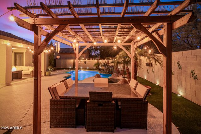 963 N 163RD Drive, Goodyear, AZ 85338