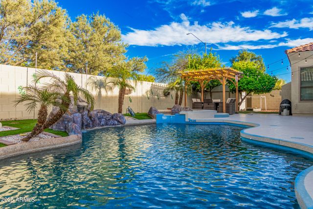 963 N 163RD Drive, Goodyear, AZ 85338