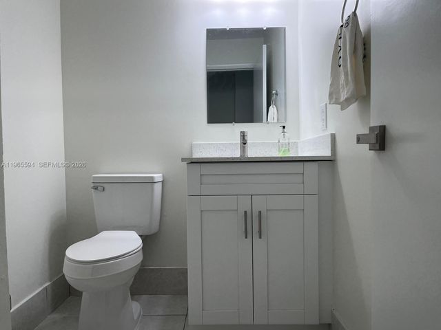 13929 SW 102 nd Ter, Miami, FL 33186