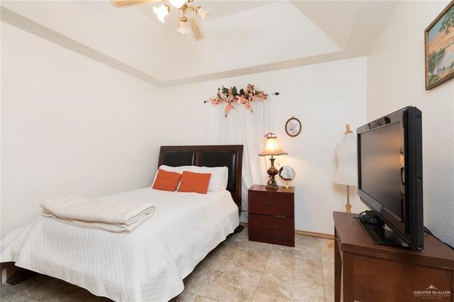 7213 N 33rd Street, Mcallen, TX 78504