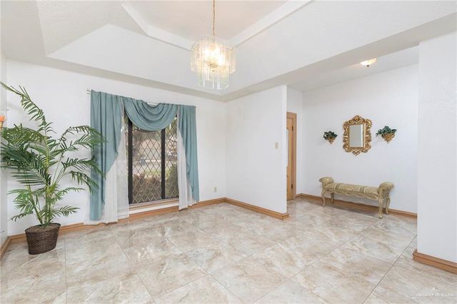 7213 N 33rd Street, Mcallen, TX 78504