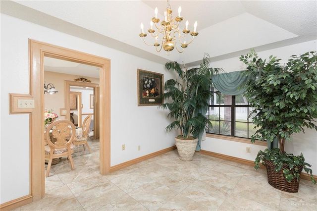 7213 N 33rd Street, Mcallen, TX 78504