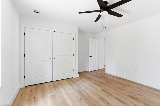 5612 Murray Road, Winston-salem, NC 27106