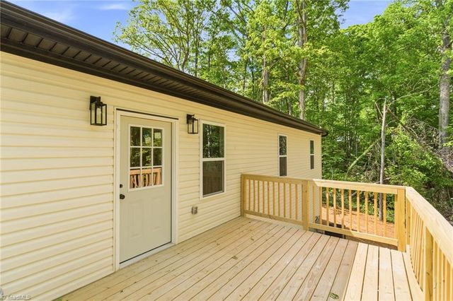 5612 Murray Road, Winston-salem, NC 27106