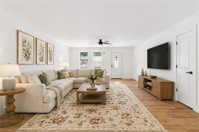 5612 Murray Road, Winston-salem, NC 27106