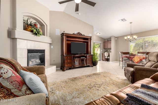 2940 E SHADY SPRING Trail, Phoenix, AZ 85024