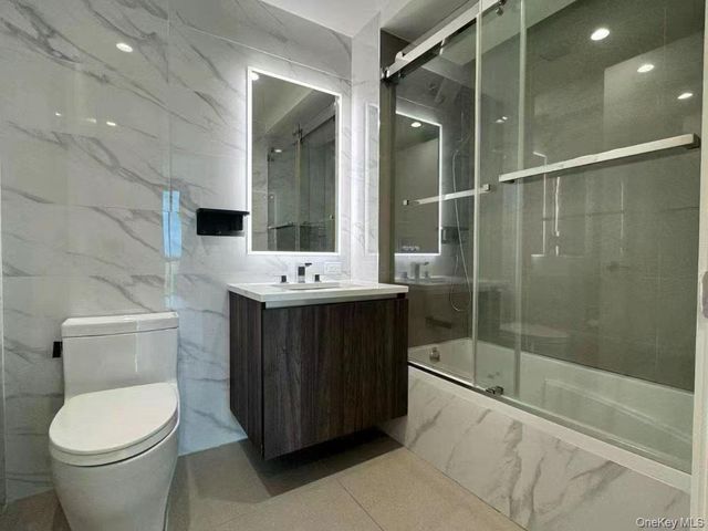 13437 35th Avenue 9C, Flushing, NY 11354