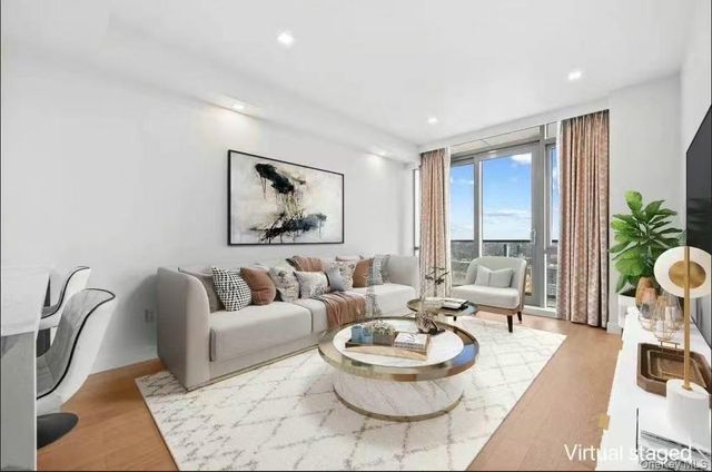 13437 35th Avenue 9C, Flushing, NY 11354