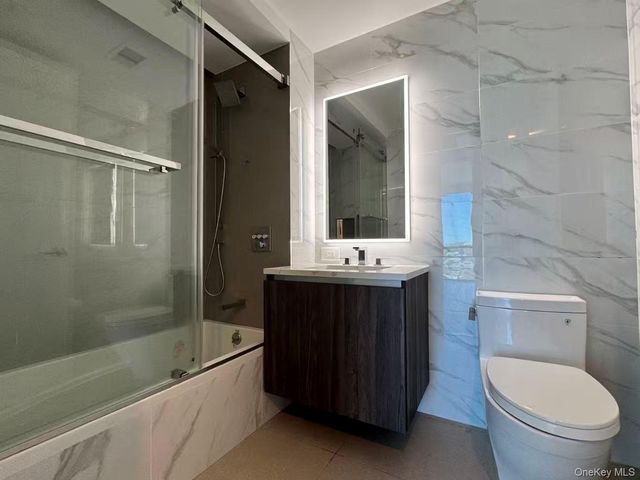 13437 35th Avenue 9C, Flushing, NY 11354