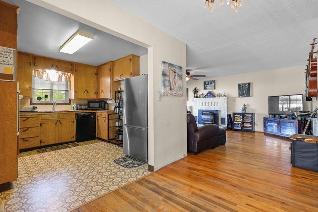 6378 Paso Drive, Redding, CA 96001