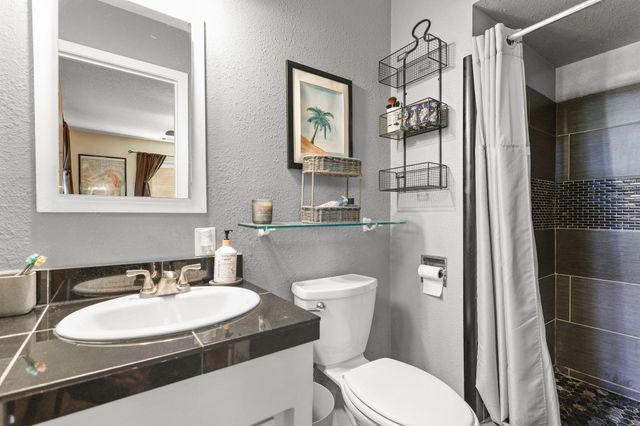 6378 Paso Drive, Redding, CA 96001