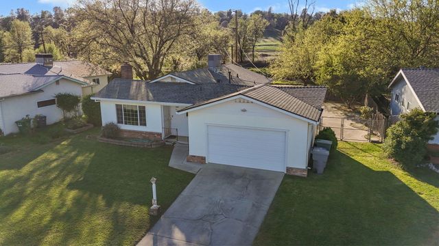 6378 Paso Drive, Redding, CA 96001
