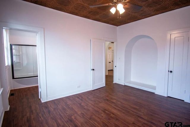 602 S Broadway, Tyler, TX 75701