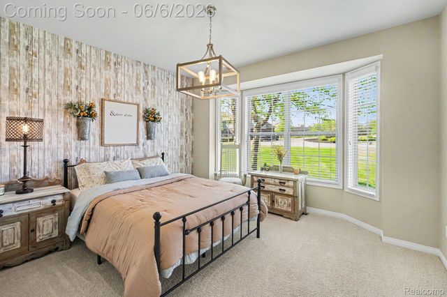 788 Fish Lake Court, Oxford Charter Township, MI 48371