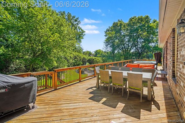 788 Fish Lake Court, Oxford Charter Township, MI 48371