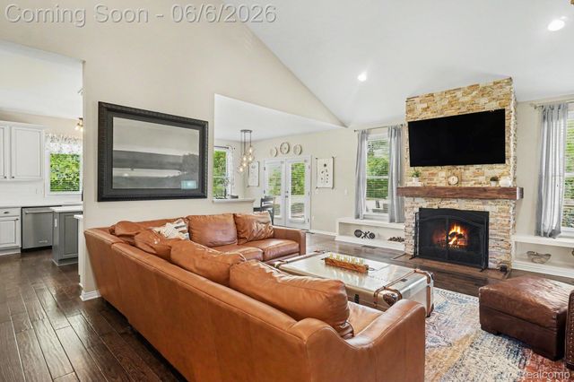 788 Fish Lake Court, Oxford Charter Township, MI 48371