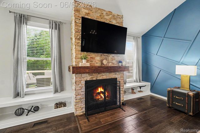 788 Fish Lake Court, Oxford Charter Township, MI 48371