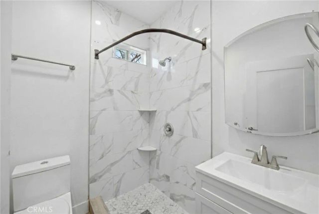 151 E 69th, Los Angeles, CA 90003