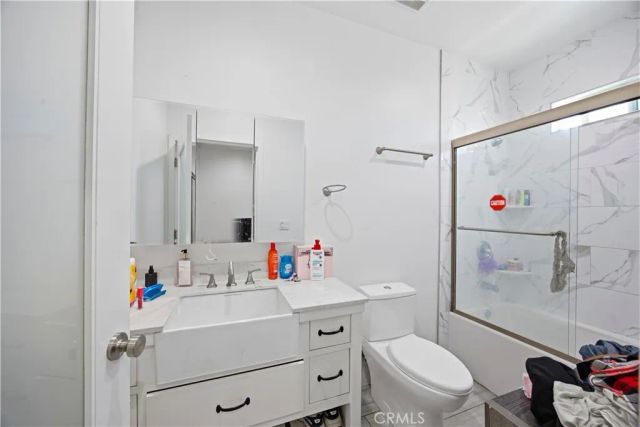 151 E 69th, Los Angeles, CA 90003