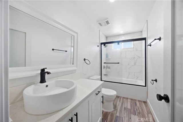 151 E 69th, Los Angeles, CA 90003