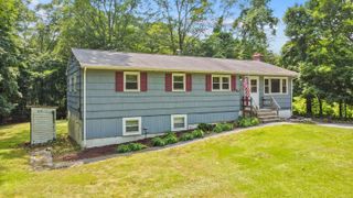 837 Long Cove Road, Ledyard, CT 06335