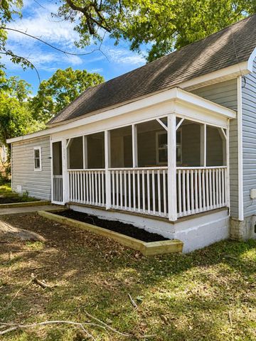 115 1st Street, Gaffney, SC 29340