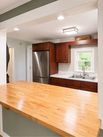 115 1st Street, Gaffney, SC 29340