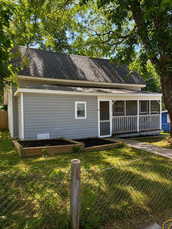 115 1st Street, Gaffney, SC 29340