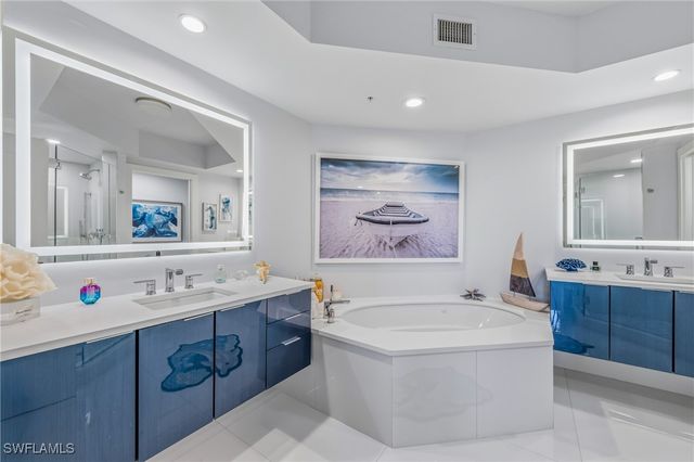 1065 Borghese LN 1503, Naples, FL 34114