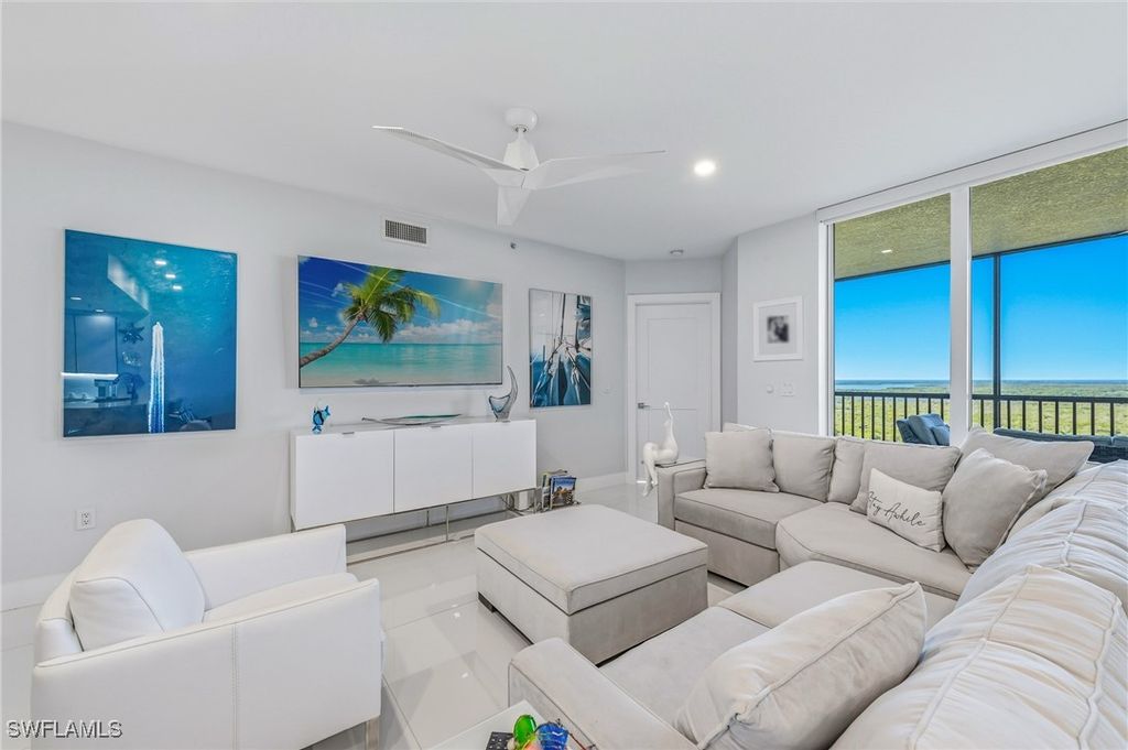 1065 Borghese LN 1503, Naples, FL 34114