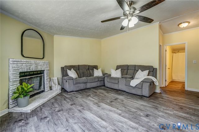 9625 Robin Ln, Disputanta, VA 23842