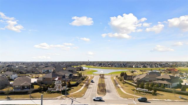 2214 Clements Shore Lane, La Porte, TX 77571