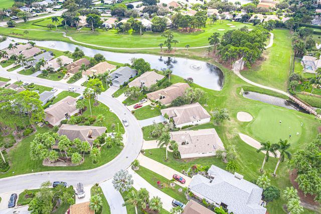 6878 Touchstone Circle, Palm Beach Gardens, FL 33418