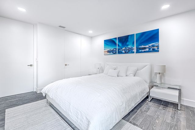 6878 Touchstone Circle, Palm Beach Gardens, FL 33418