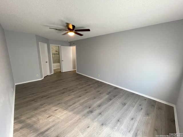 5938 Hidden Glade, San Antonio, TX 78250