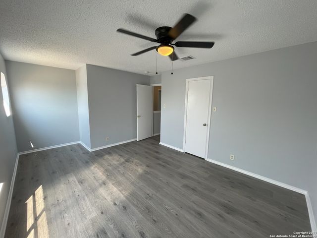 5938 Hidden Glade, San Antonio, TX 78250