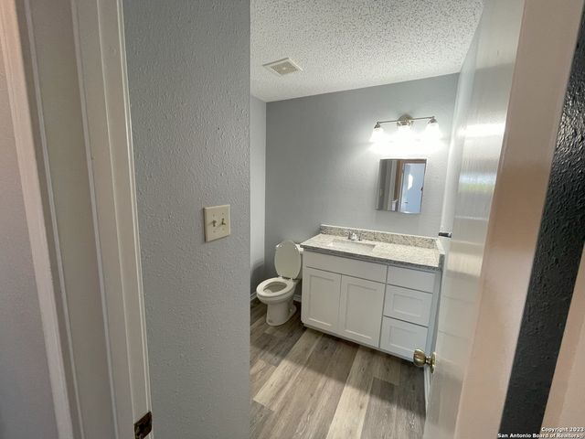 5938 Hidden Glade, San Antonio, TX 78250