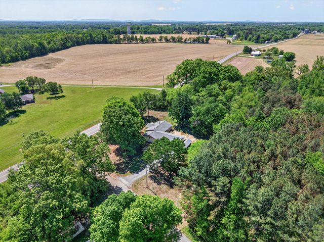 555 Ardmore Hwy, Fayetteville, TN 37334