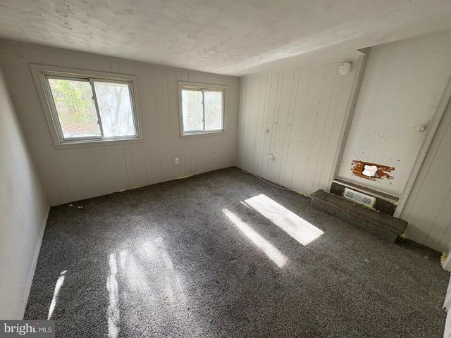 664 SCOTLAND RUN AVE, Franklinville, NJ 08322