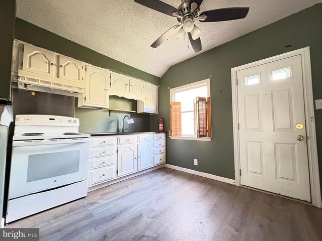 664 SCOTLAND RUN AVE, Franklinville, NJ 08322