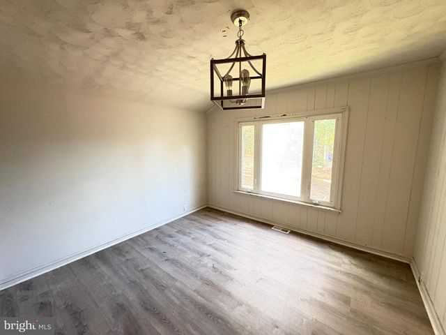 664 SCOTLAND RUN AVE, Franklinville, NJ 08322