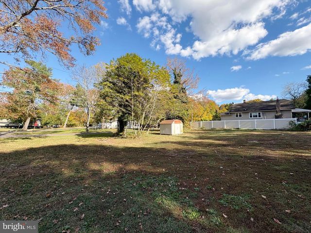 664 SCOTLAND RUN AVE, Franklinville, NJ 08322