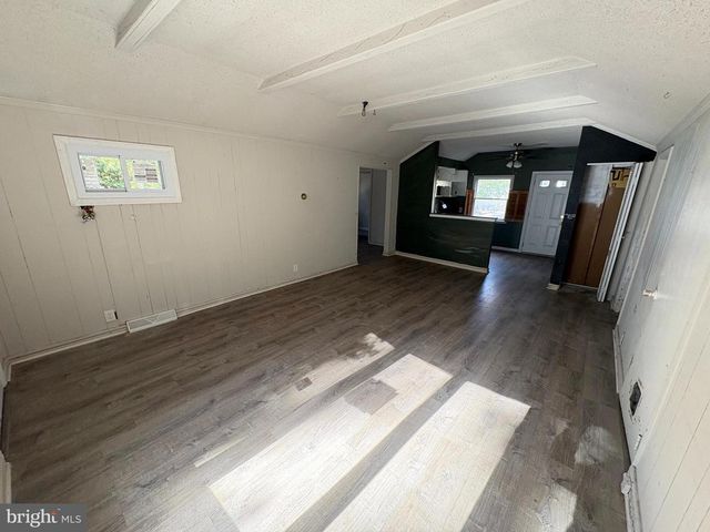 664 SCOTLAND RUN AVE, Franklinville, NJ 08322