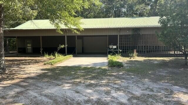 2551 Patriot Road, Manning, SC 29102