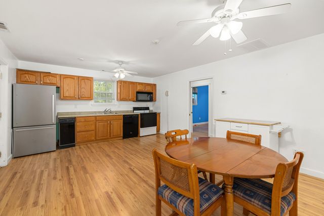 2551 Patriot Road, Manning, SC 29102